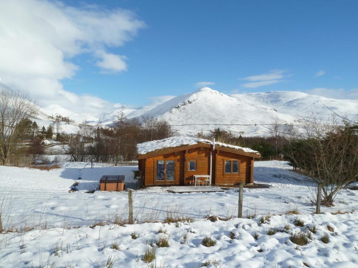Glenbeag Mountain Lodges Spittal of Glenshee ภายนอก รูปภาพ